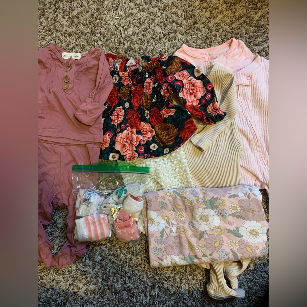 Baby Girl Clothing Bundle - Newborn to 3 Months